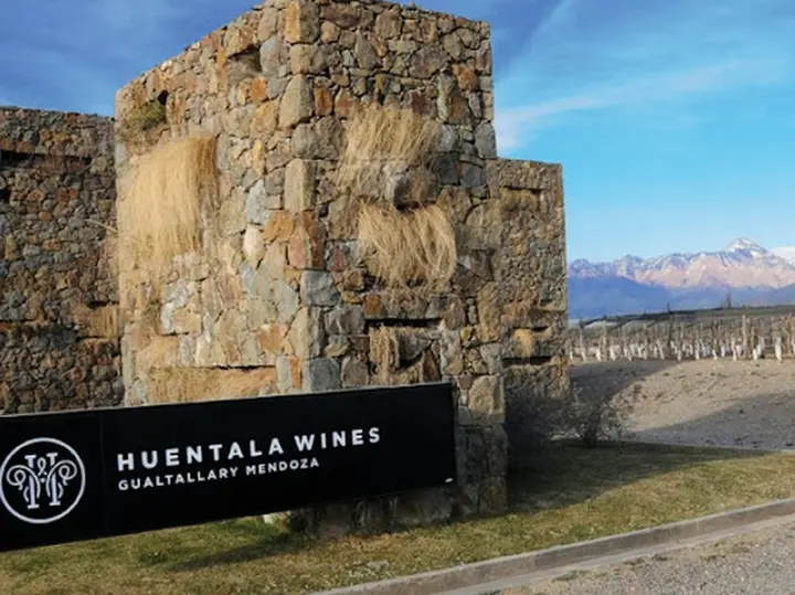 Presentation image of Huentala Wines