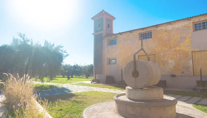 Presentation image of Laur Turismo